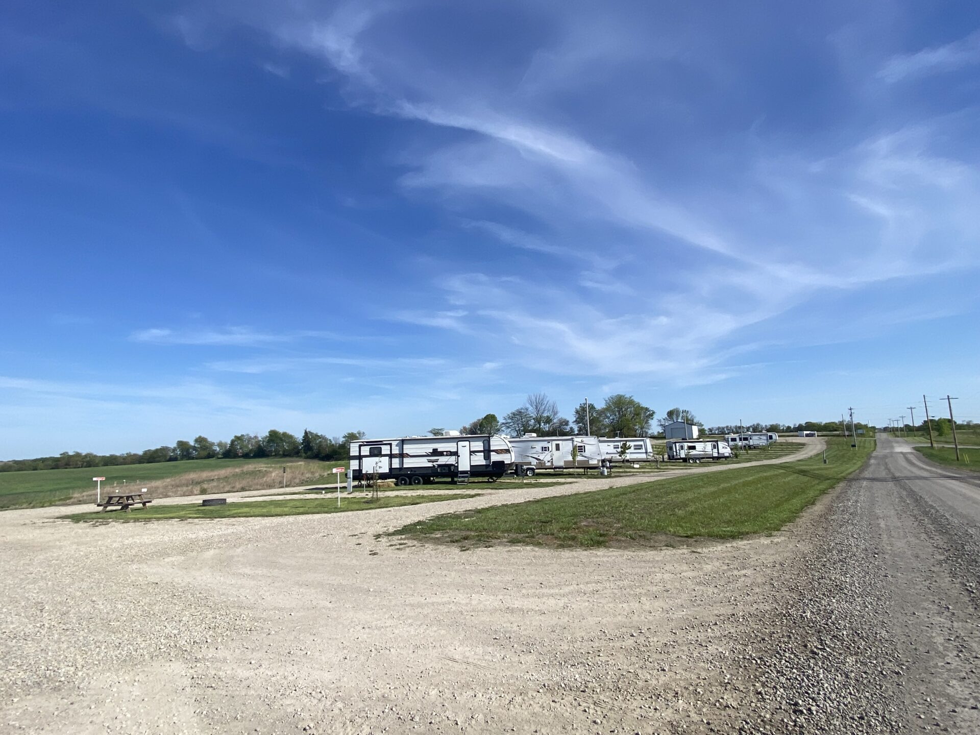 Park full with cars